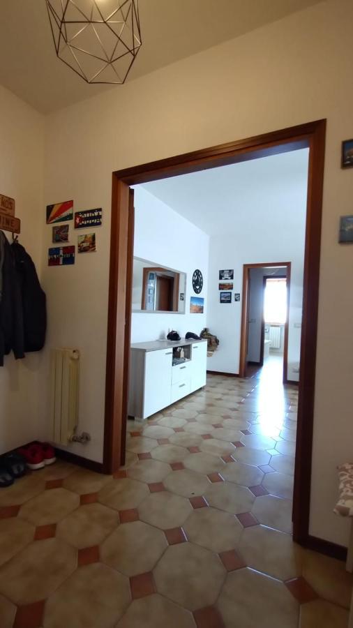 Appartamento La Casa Dei Viaggiatori - Viareggio - Posto Auto Gratuito Esterno foto